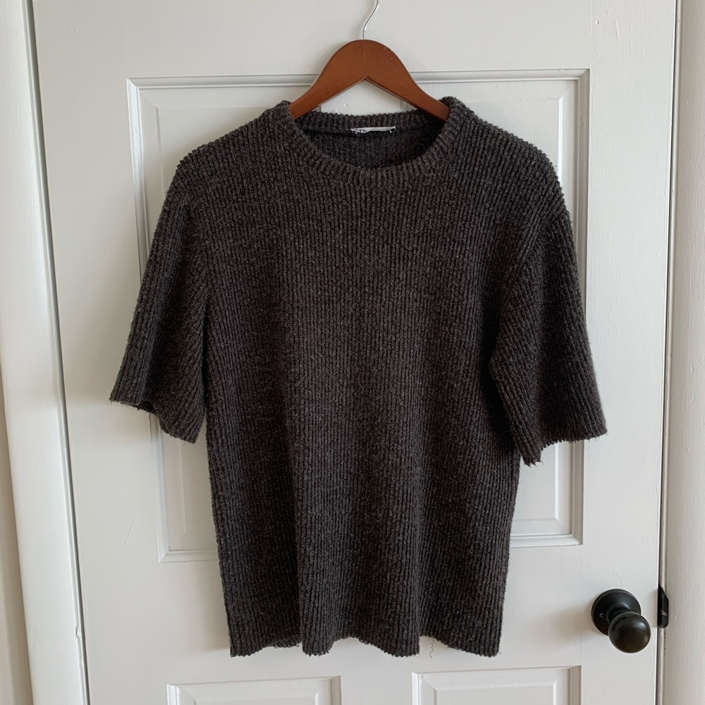 Zara | Knit short sleeve charcoal sweater size SM